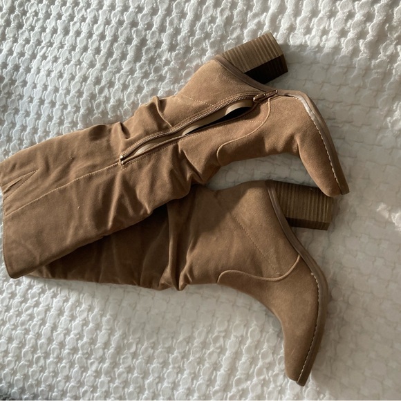 Excellent condition boots - Picture 3 of 5